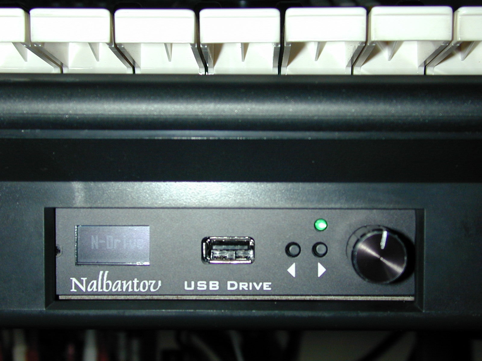 PSR-SQ16にUSB floppy emulator N-Driveを搭載 | Fairy Sounds