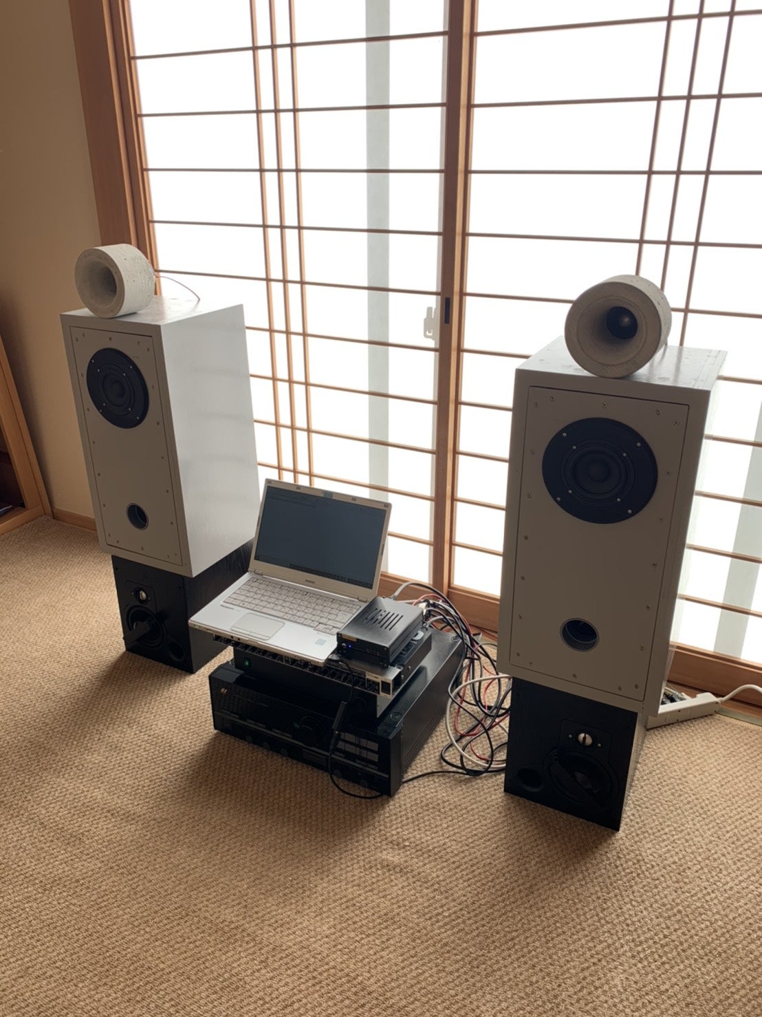 自作スピーカーにコンクリートホーン載せてみた。 | endlessprojectの