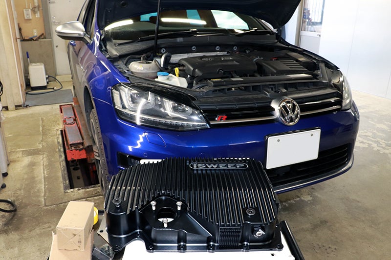 VW GolfⅦ R／iSWEEP EA-888 ALUMINUM OIL PAN 取付け！ | 札幌のVW