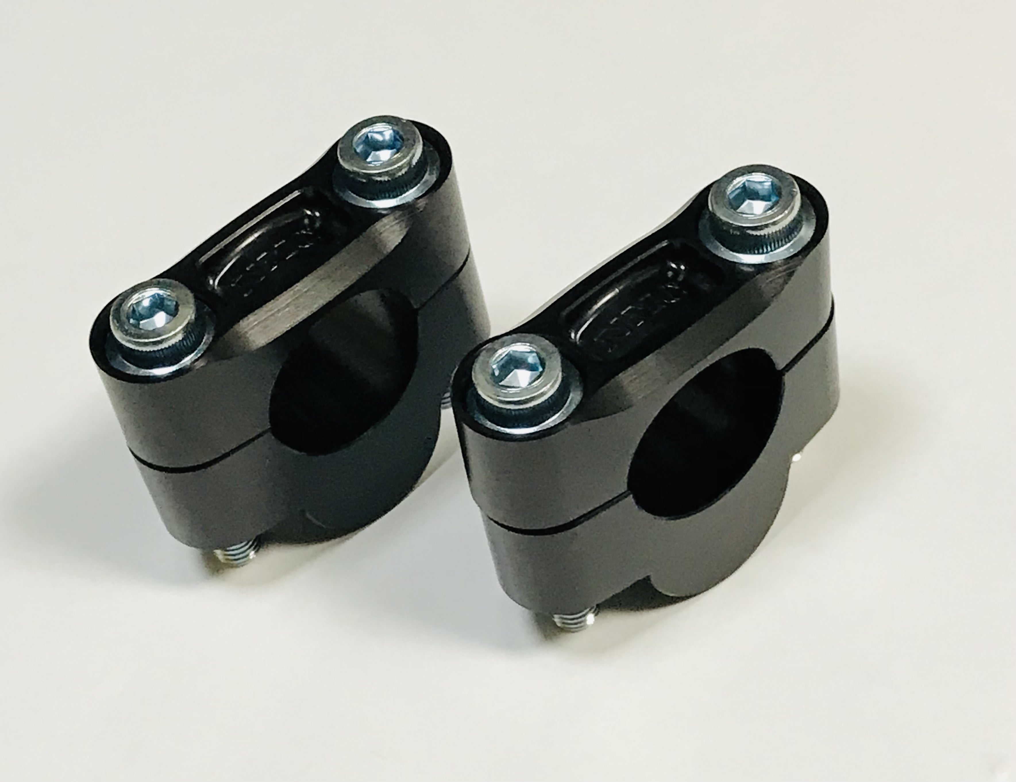 NMC / Z900RSハンドルアップ20mm ハンドルクランプセット | NMC 