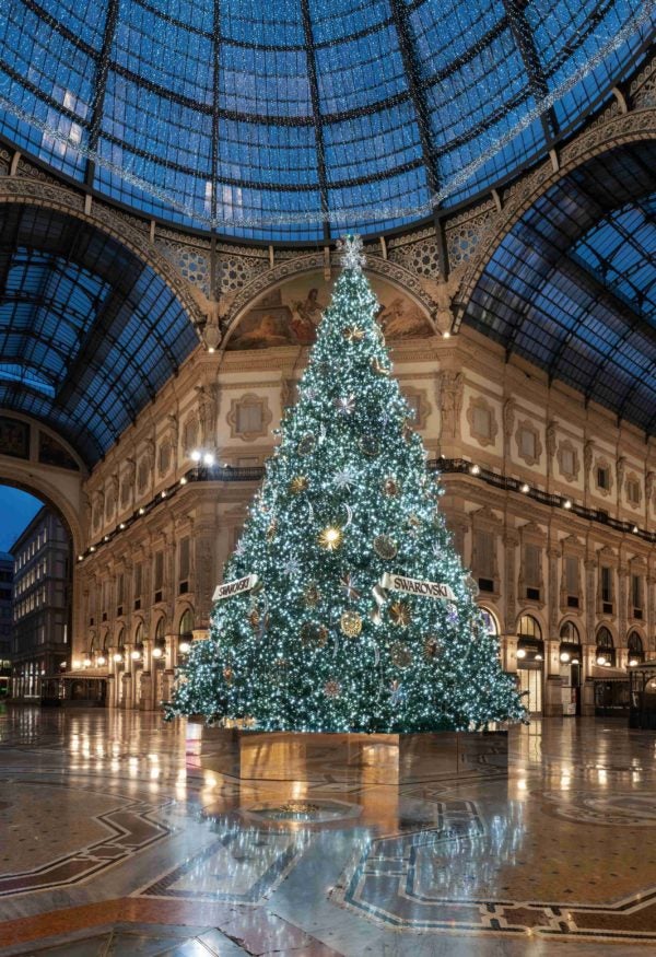 ミラノで一番美しい、スワロフスキーのクリスマスツリー♪ | CASA