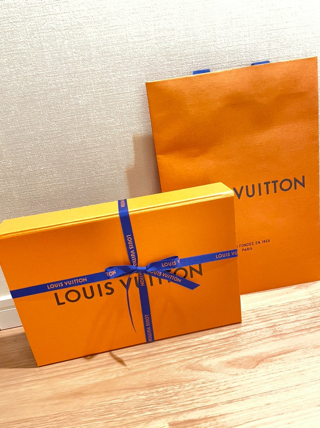 Louis Vuittonのマフラー for him☆プレゼント物語（笑） | ♡momo's sweet life♡〜東京女子diary♪〜