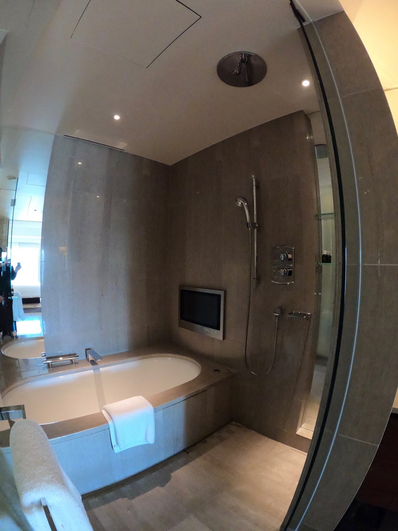 《パレスホテル東京》宿泊記： エグゼクティブスイートのお部屋編　洗い場付きバスルーム