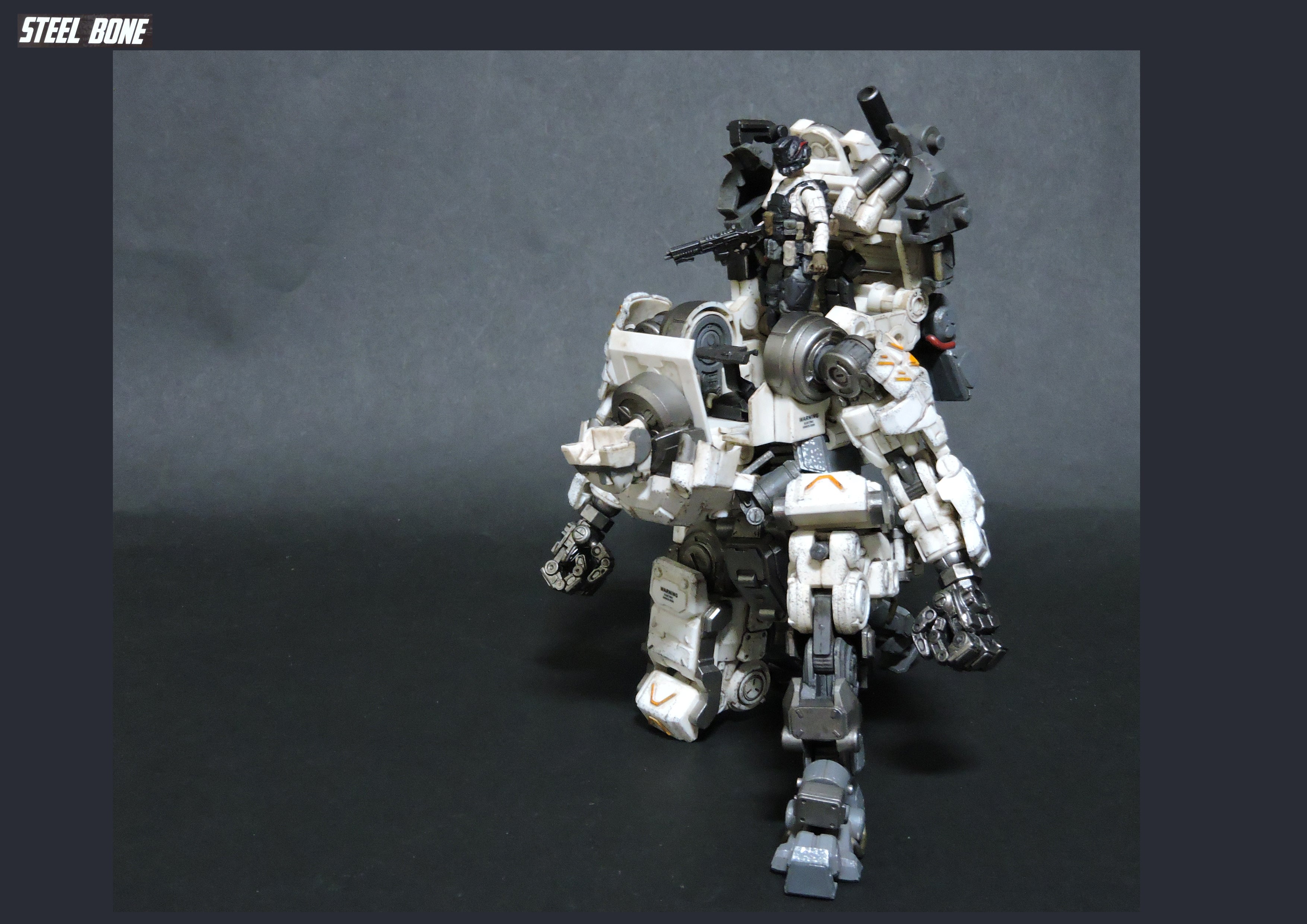 JoyToy Dark Source Steel Bone Mecha - White » Joytoy Figure