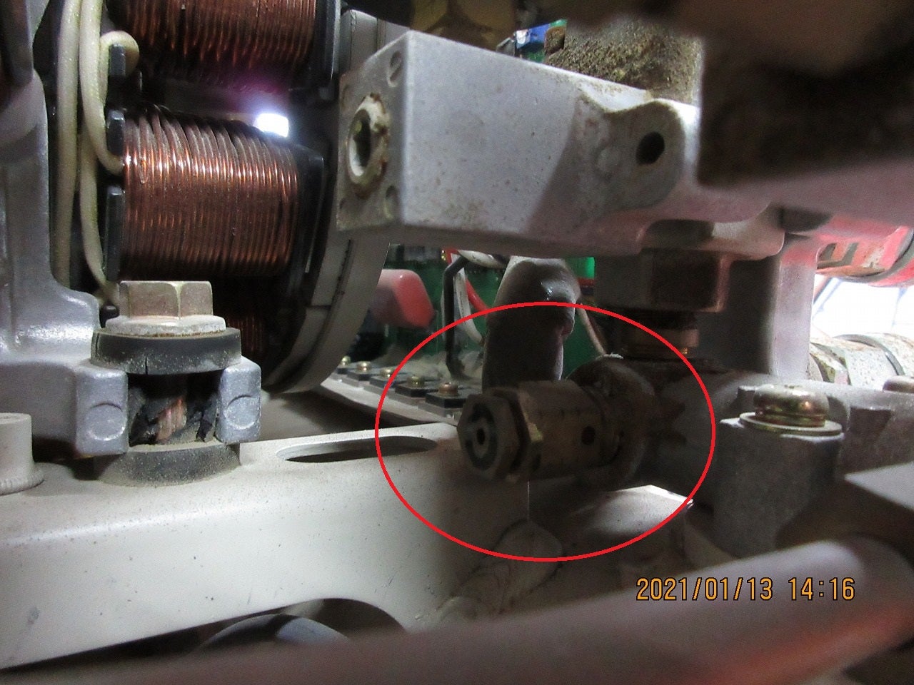 マキタコンプレッサー AC4000修理（２） | 『ハイエース北斗』バンコン 