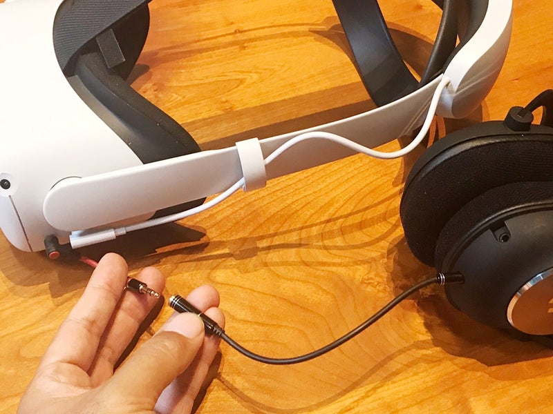 2022年最新海外 Oculus Quest 2 世代 VRヘッドセット用にカスタマイズされたクリップオンステレオVRヘッドフォン 黒
