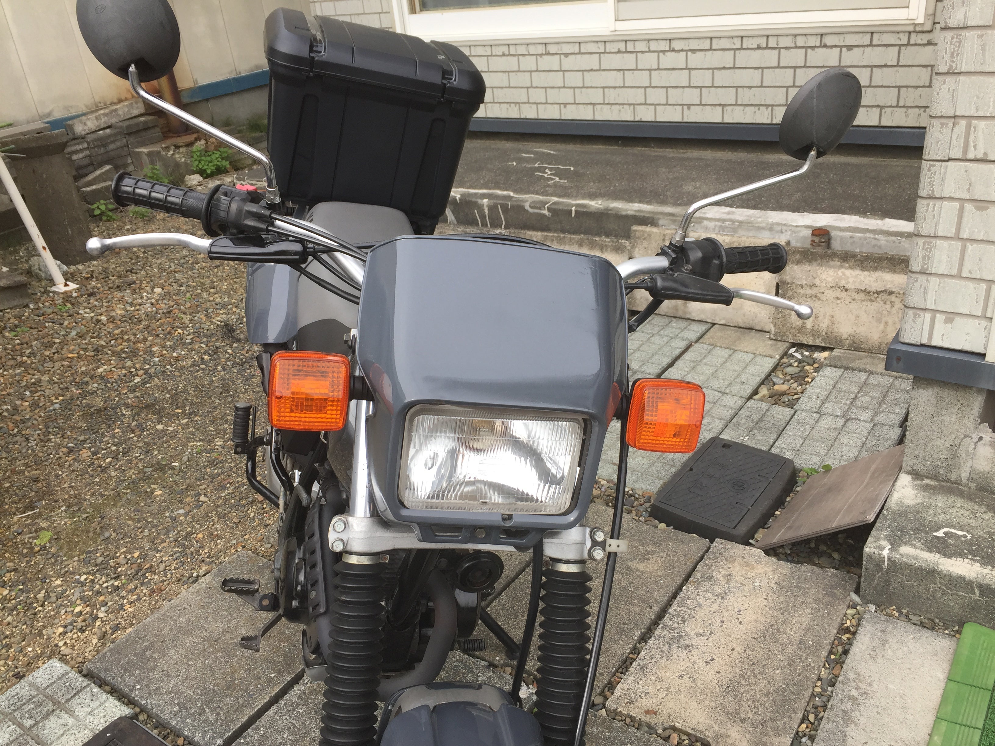 T W 200(2JL)ヘッドライト改造 H4化 | わっちのポレポレ ブログ