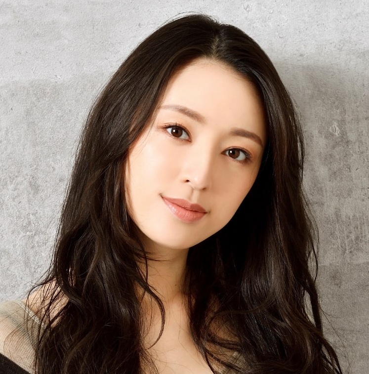 三白眼が美しい日本の女性芸能人ランキングtop３ View美容外科