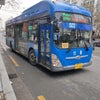 韓国、新しいバスは携帯の充電も可能！？の画像