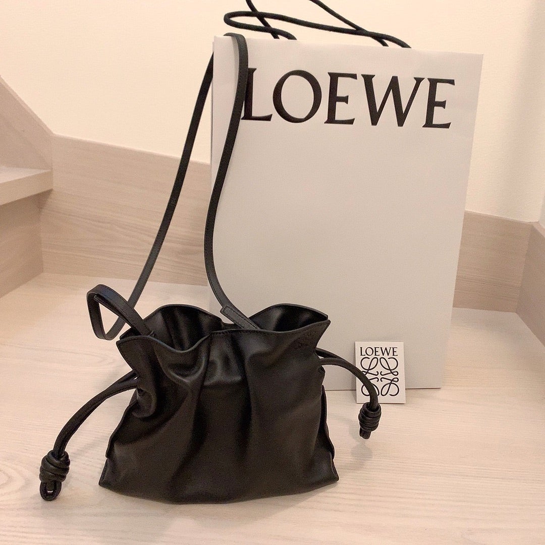 グレー Loewe ハンドバッグ銀座のLoewe お店2017年買いました。 グレー