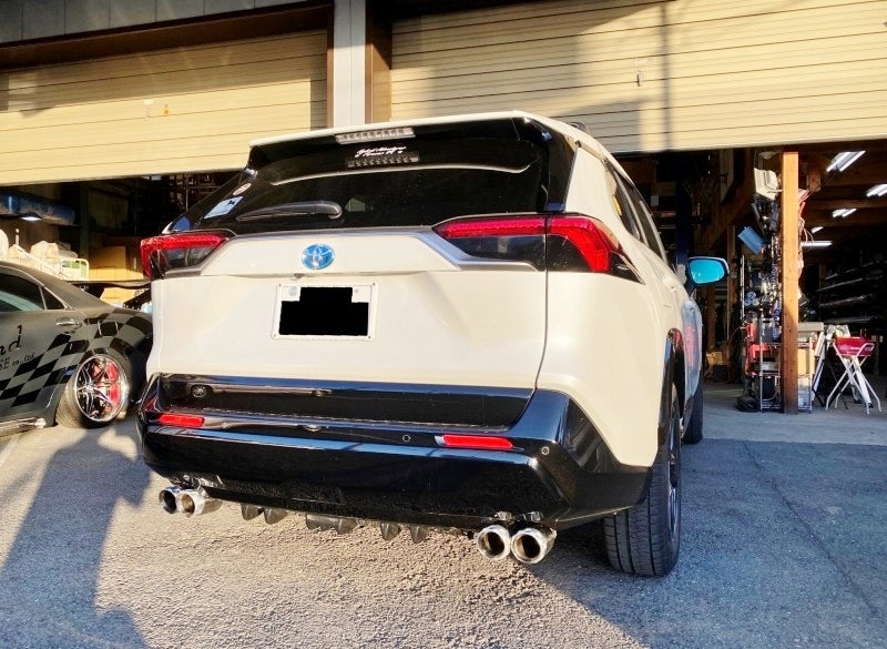AXAP54 RAV4 PHV リアピース取付け | せんすぶらんどのブログ AXAP54 RAV4 PHV リアピース取付け | せんすぶらんどのブログ