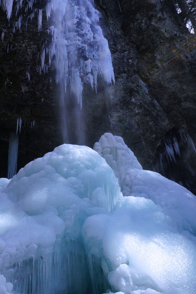 アイゼンを使って凍った新滝 御岳 の撮影 裕美の写真ブログ