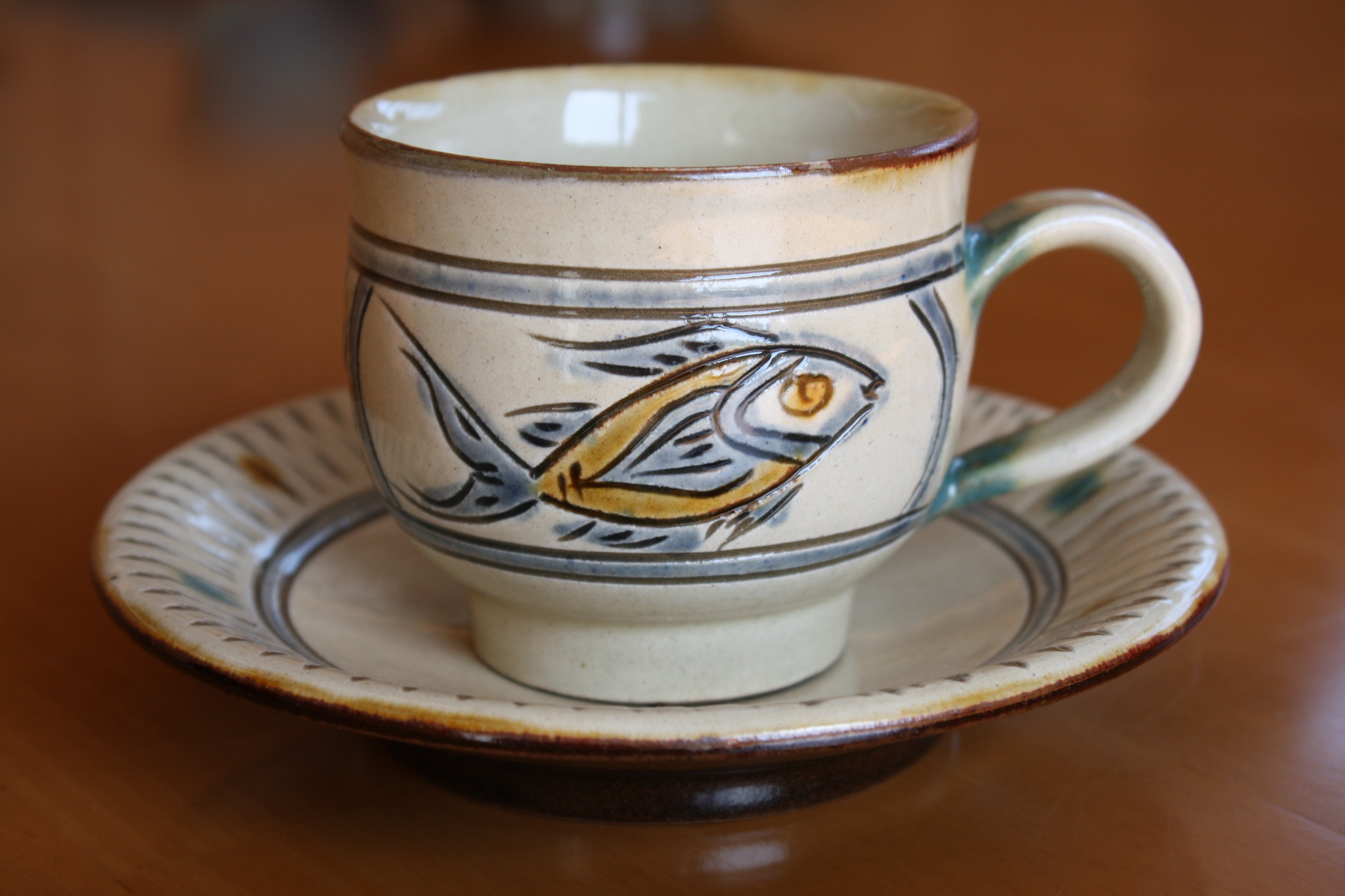 沖縄の器⑤・壺屋焼（その４）・陶房高江洲・・・・・コーヒーカップの 