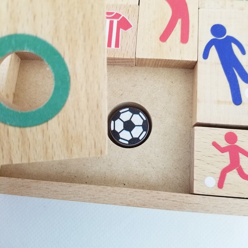 ゆうぼのおすすめ『木製パズル＆ゲーム スライドサッカー』 | 『木のおもちゃ専門店 遊ぼ』のブログ