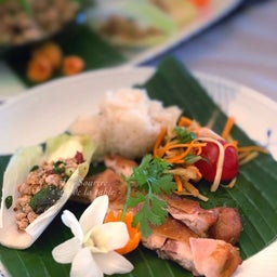 画像 タイ東北地方イサーン料理ワンプレート の記事より 1つ目