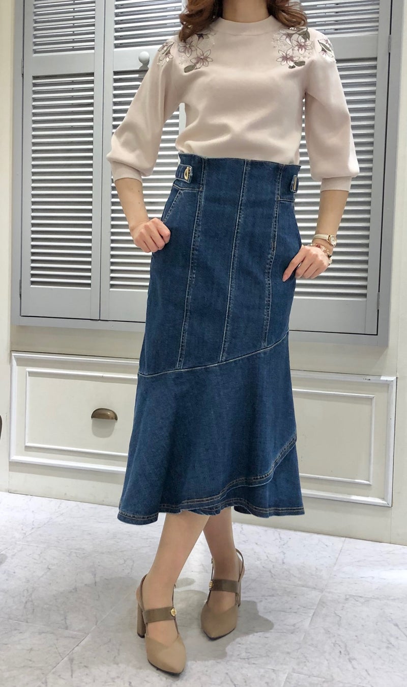 配色刺繍ニット 裾フレアデニムスカート Noela姫路ピオレ店 Staff Blog