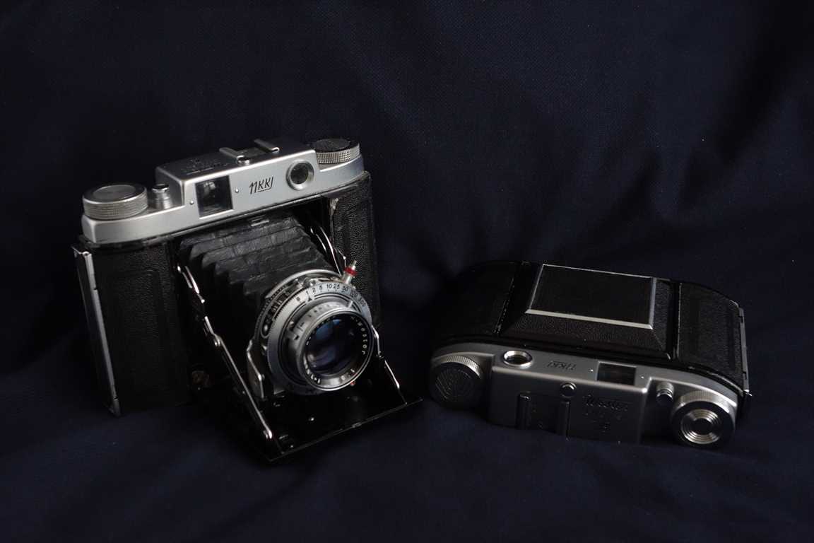 昭和29年発売蛇腹カメラ 西田光学 Wester Chrome Six R | 1m71