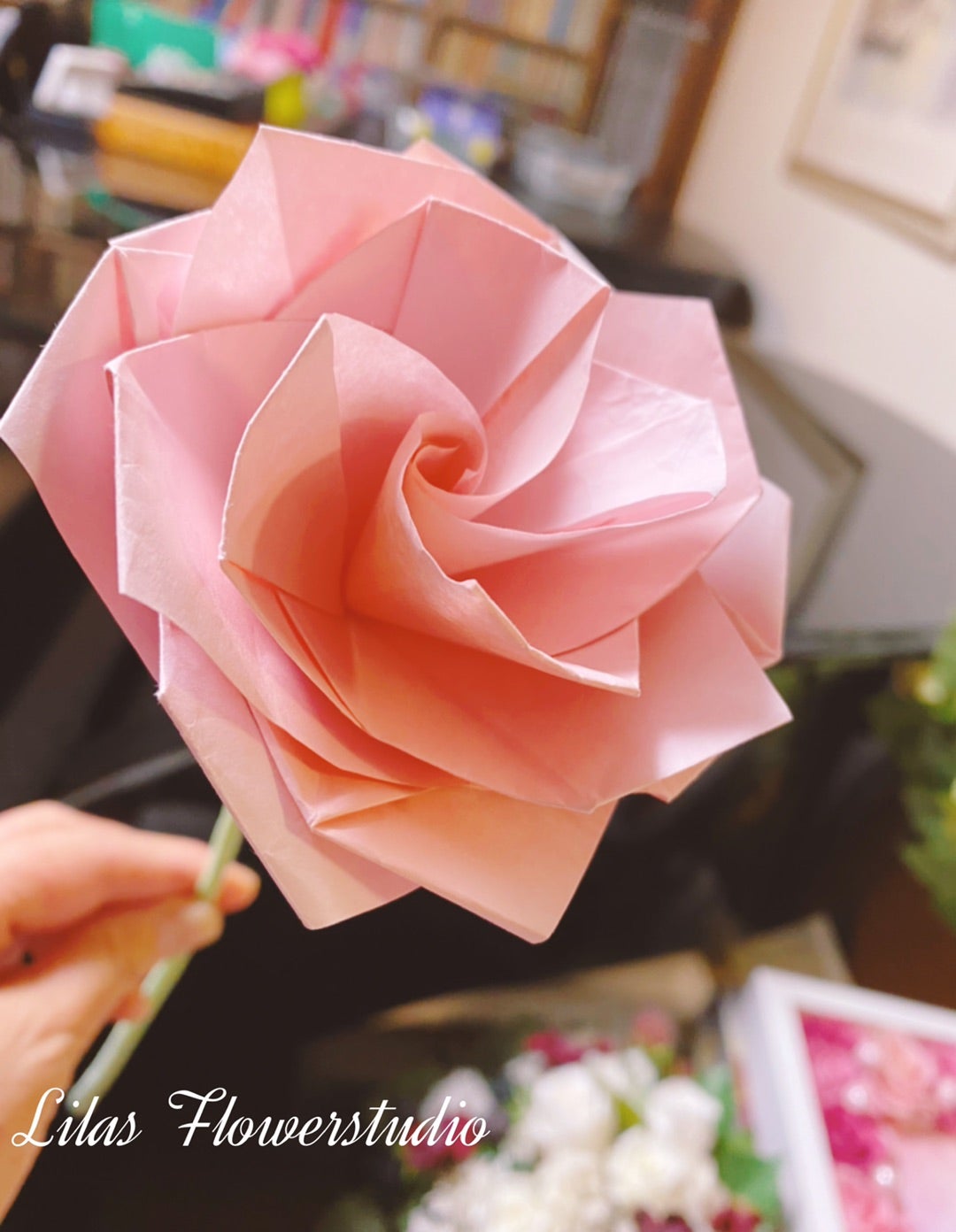 折り紙のバラの花 国立 プリザーブドフラワー教室 リラ フラワースタジオ