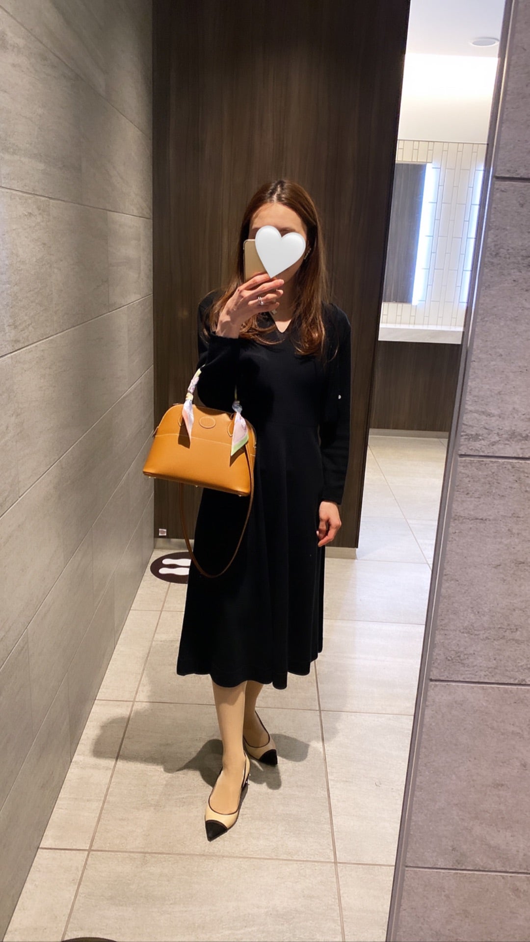 人気商品の レジーナリスレ 神戸ワンピース ブラックワンピース ドレス