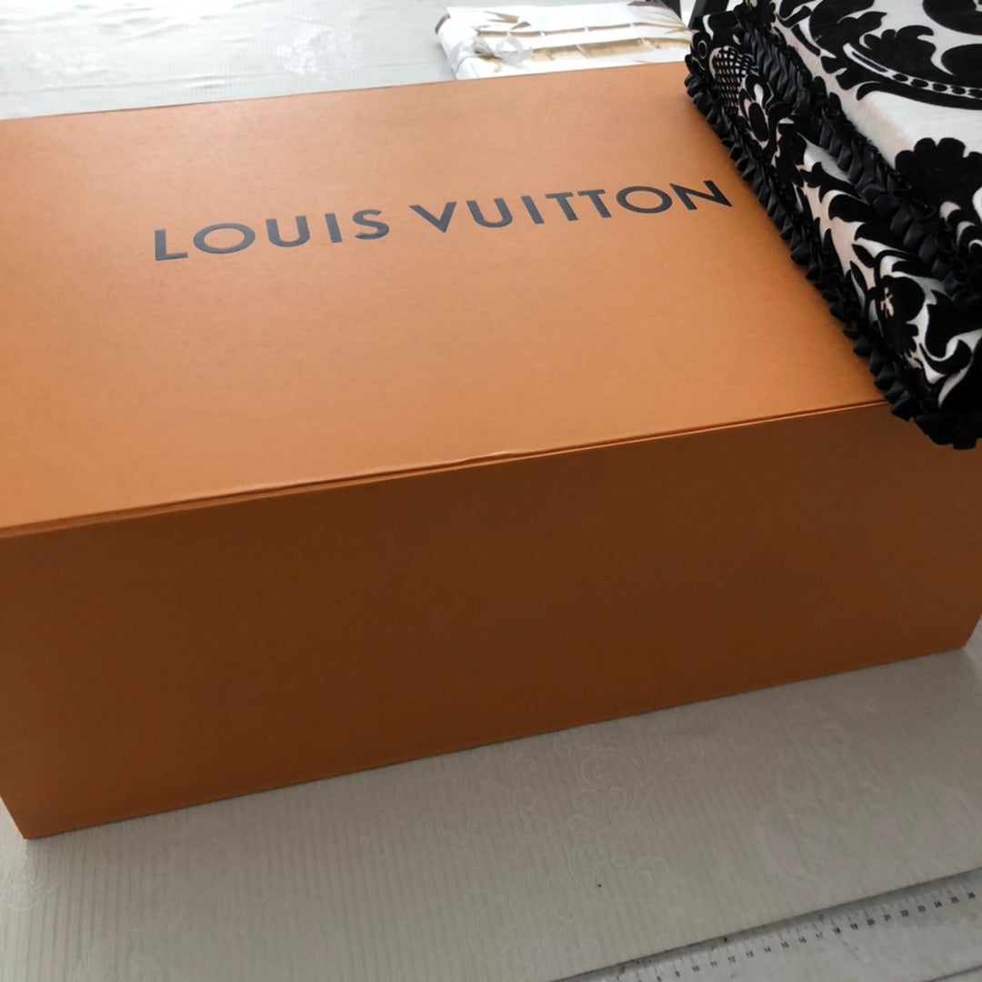 Op reis met je hele huisraad in een Keepall van Louis Vuitton