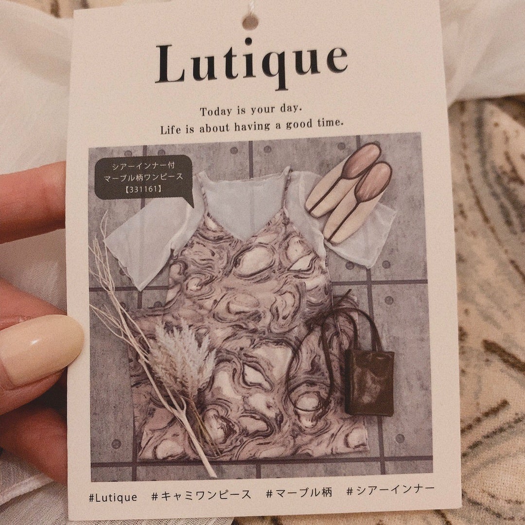 しまむら*旬のニュアンス柄ワンピをまさかのお値段で発見! ☆ёмiblog☆姉妹ママのプチプラコーデ☆ Lutique ワンピース (M) ワンピ 青 花柄 総柄 ノースリーブ