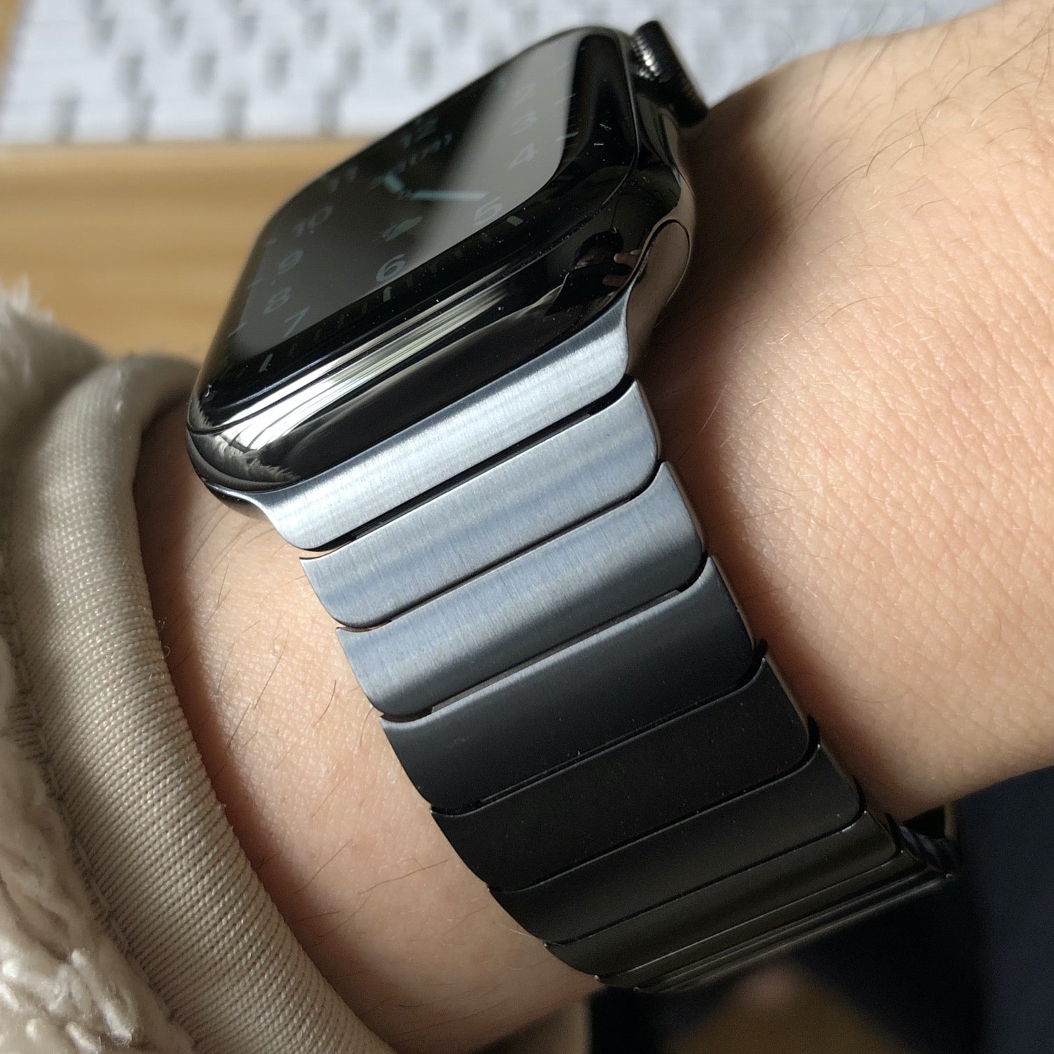 気質アップ Apple Watch 純正 42mmケース用シルバーリンクブレスレット