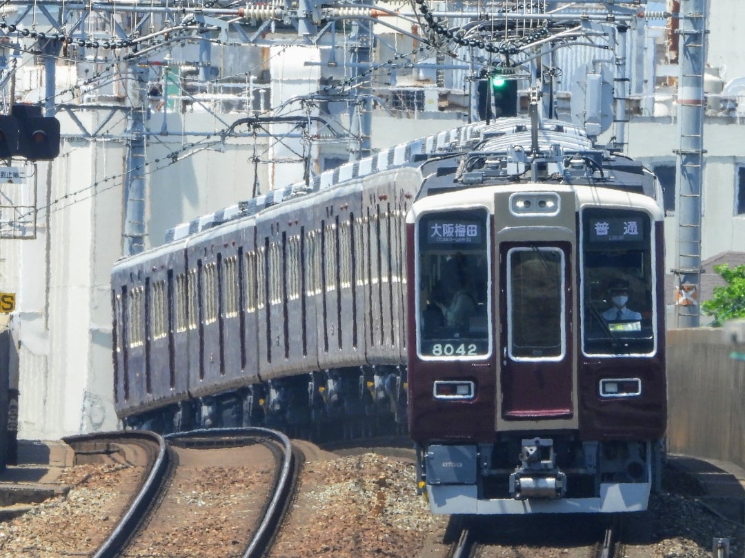 阪急神戸線8000系リニューアル編成2種を撮影する | 宇治京都アニメ 