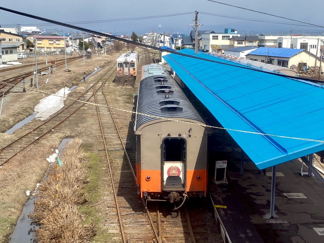 津軽鉄道【ストーブ列車】に往復乗車！/ 残雪の青森旅行2021-７ | 女子 