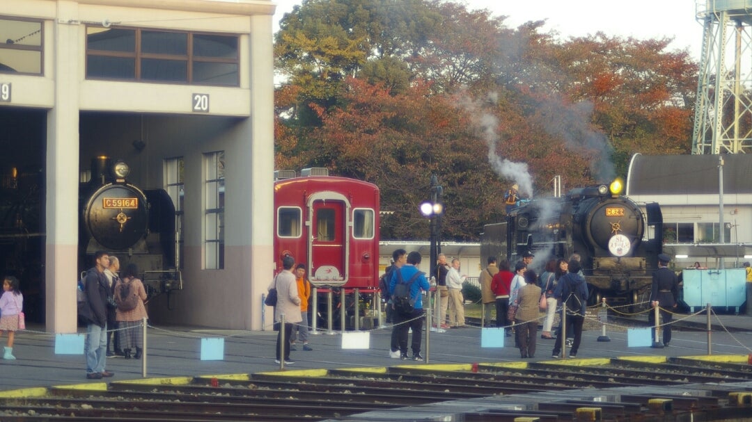C59-164 -① / 梅小路機関車庫 | 安芸もみじ / Shrines, trains, cross 