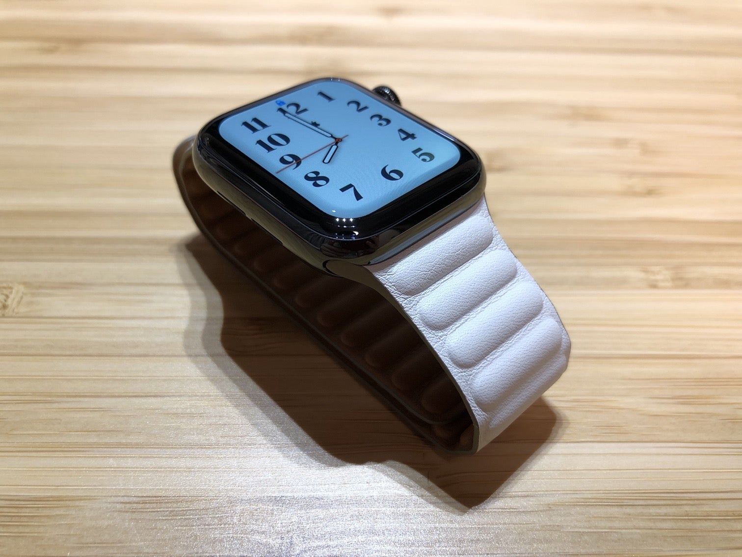 若者の大愛商品 Apple Watch S 40mm チョーク レザーリンク - レザー 