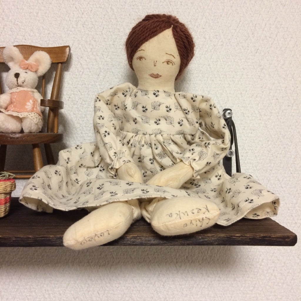 毛塚千代さんのお人形 | 裁縫燈舎（SAIHOTOYA）綴り帳