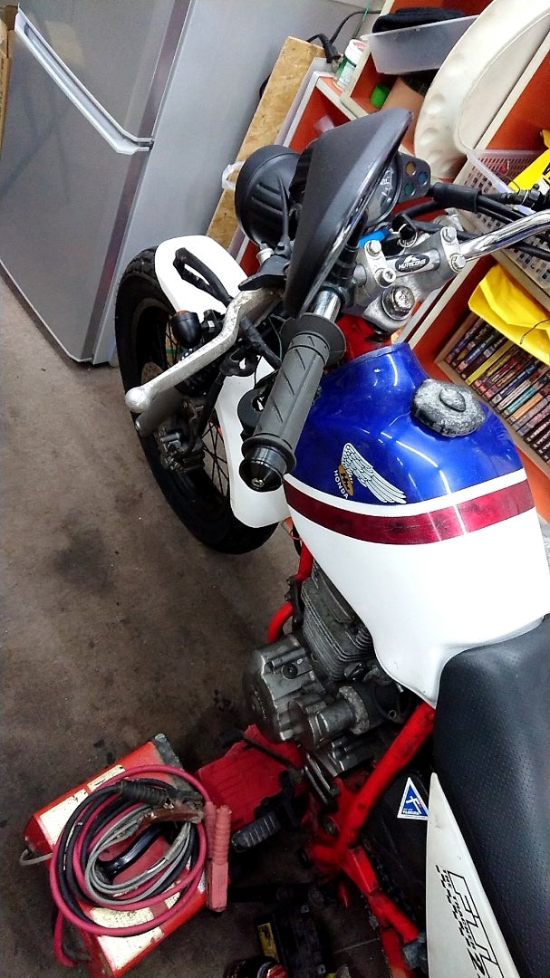 SR400】YAMAHA バイクタンク 動か 【YB125E(A7)】 SR400】YAMAHA バイクタンク 動か 【YB125E(A7)】