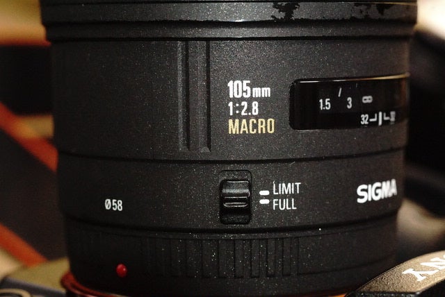 SIGMA MACRO 105mm F2.8 EX | 初心不可忘 ジャンクレンズにまみれて