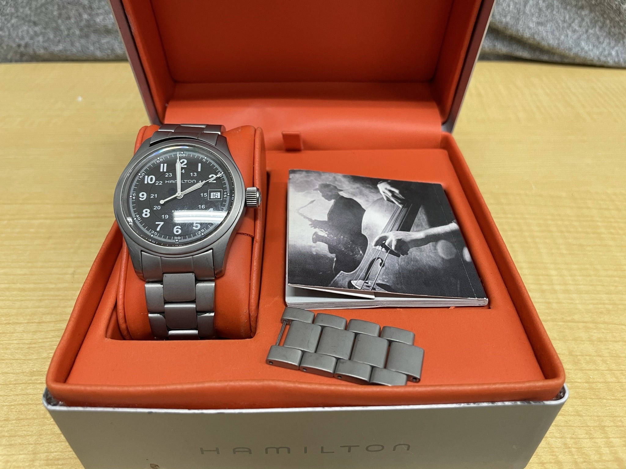 ハミルトン カーキ 38mm H684812クオーツ - 腕時計(アナログ)