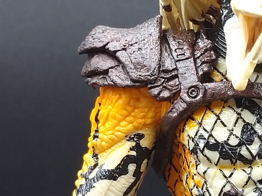 118 NECA ALBINO PREDATOR | A V P V T V R