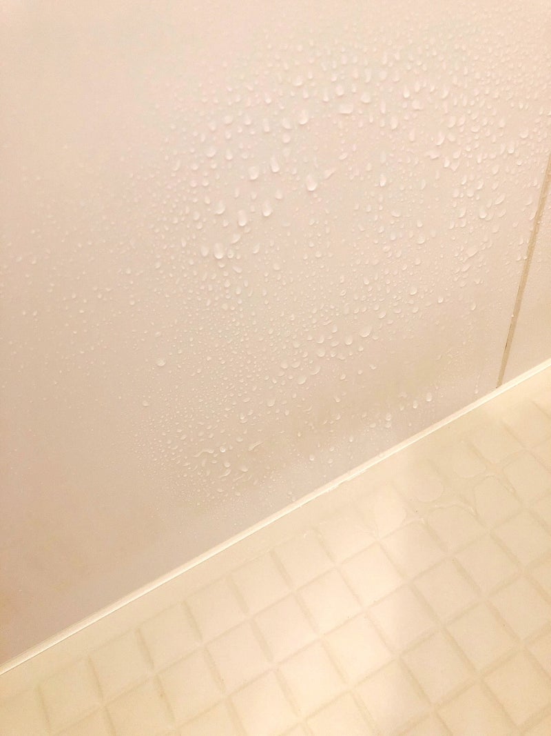 浴室の壁の汚れにセスキ水を掛けて放置してみた Shizukuのミニマルでシンプルな心地よい生活