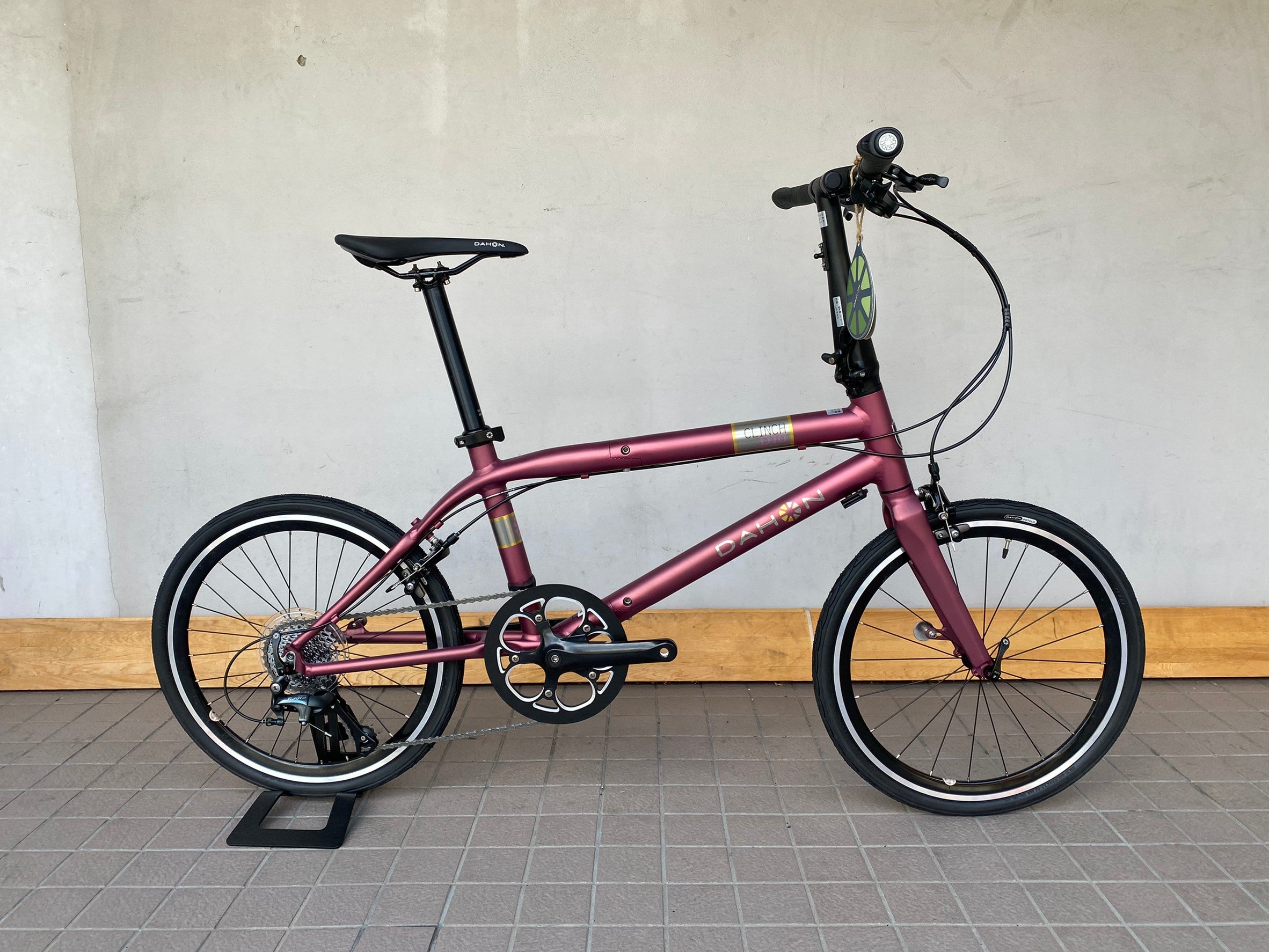 ちょっと変わった折り畳み。Panasonic - m33☆電動自転車☆パナソニック Agirls☆26インチ☆。 | サイクルショップカンザキ千里店 ちょっと変わった折り畳み。BRIDGESTONE - F20★電動自転車★ブリヂストン HYDEE B☆26インチ☆。 | サイクルショップカンザキ千里店