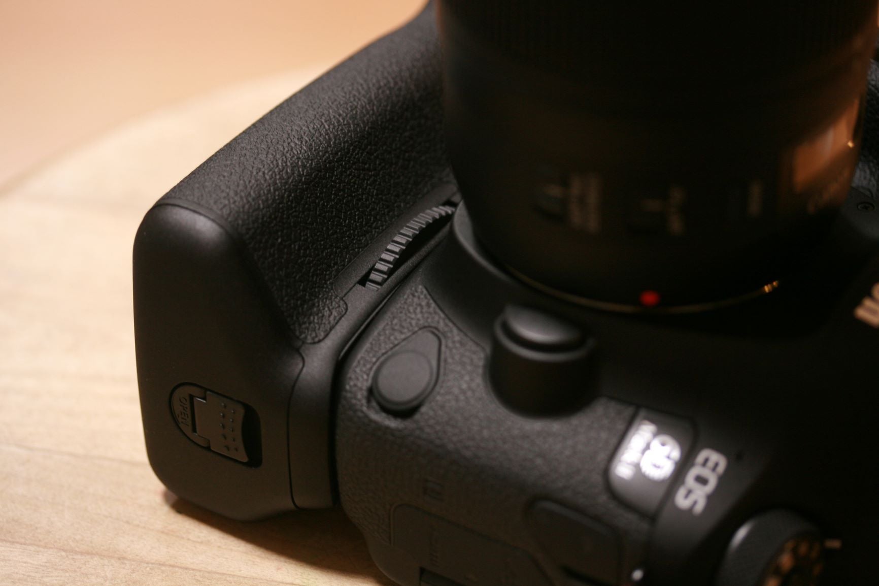 Canon バッテリーグリップ BG-E21 | カメラと写真の日々