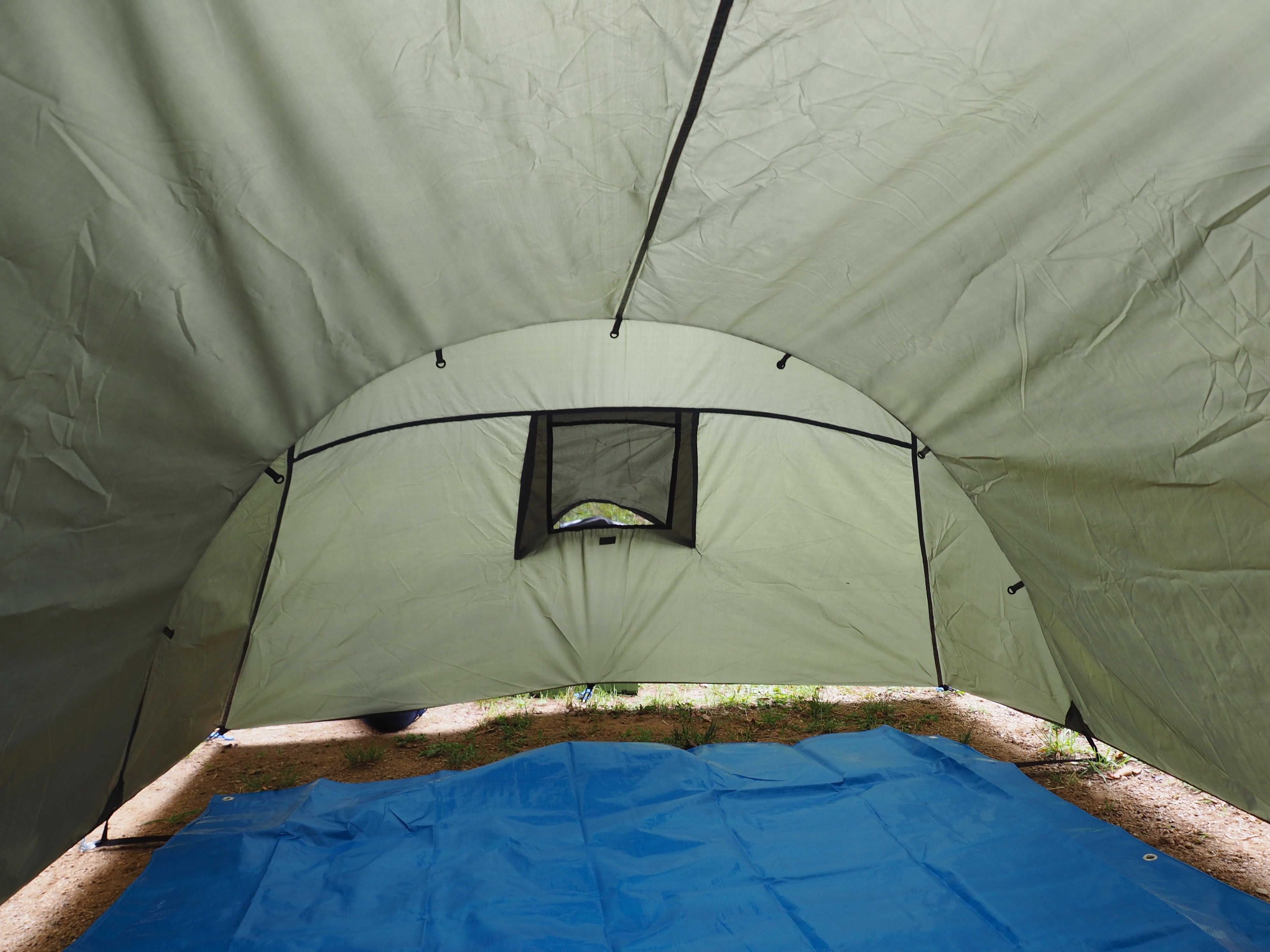 キャンプ・ Mil-Tec エントランス ひさし付き OLIVE DRAB：Riiccoo 3人用テント プラス ラゲージ収納テント ・エントラ