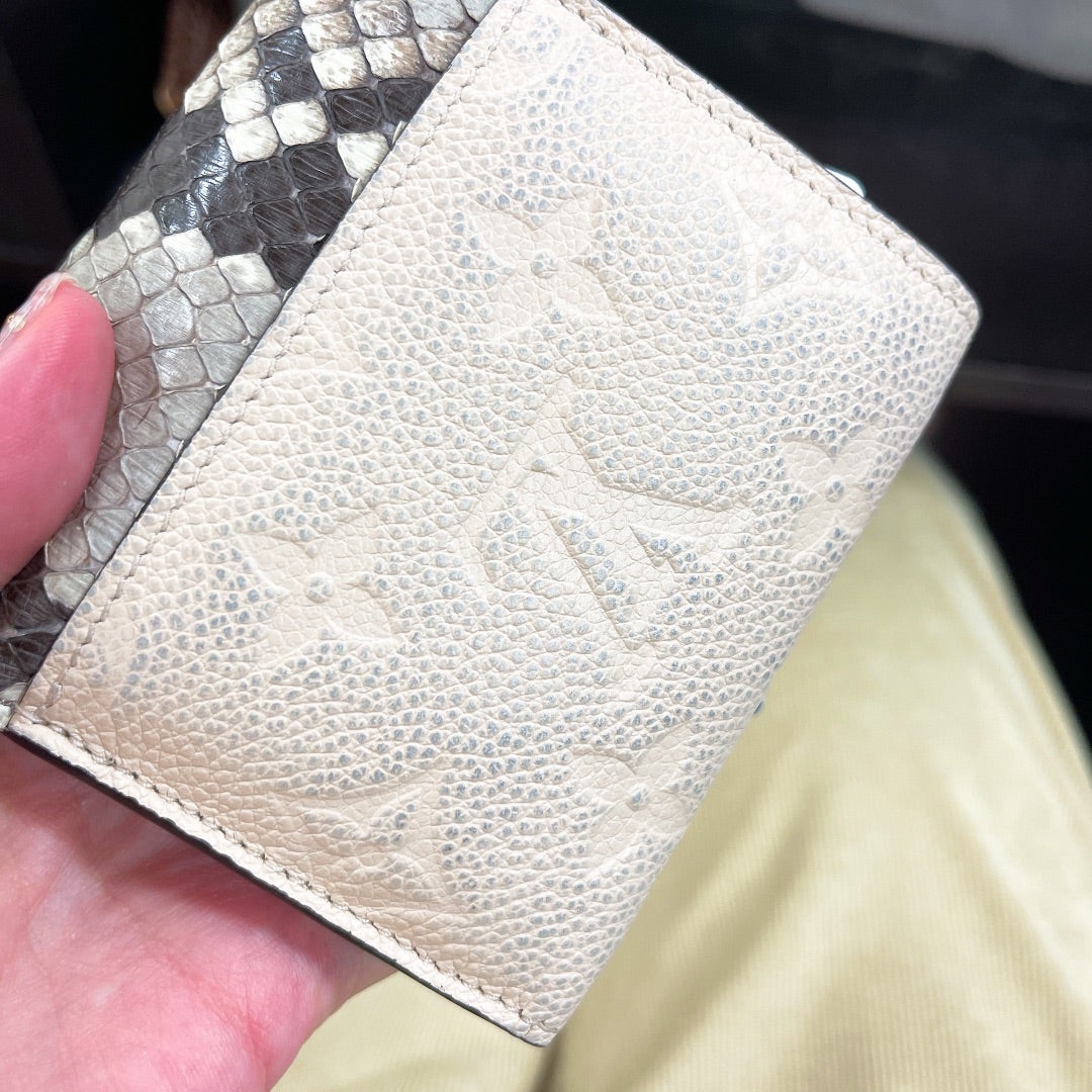 VUITTONのお財布が可哀想。。。 | ♥️コスメと餃子と恋愛と、全力疾走な日々♥️