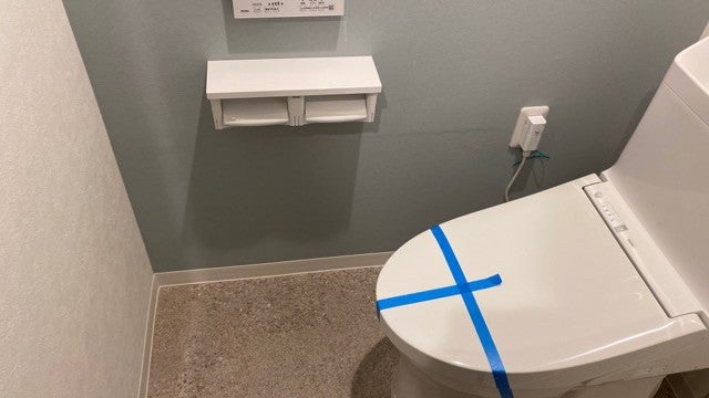 トイレのアクセントクロス 株式会社サクラスのリノベーションブログ