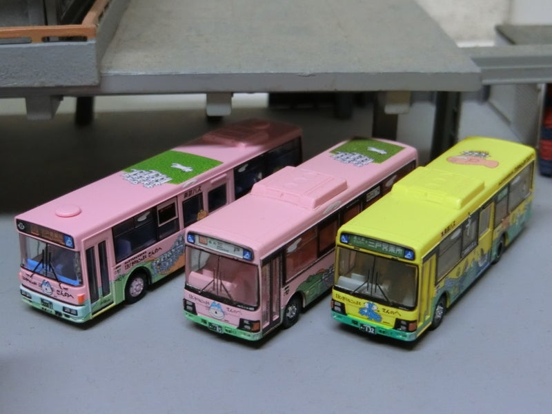 バスコレクション「南部バス１１ぴきのねこラッピングバス新１号車」 | きままな鉄道模型