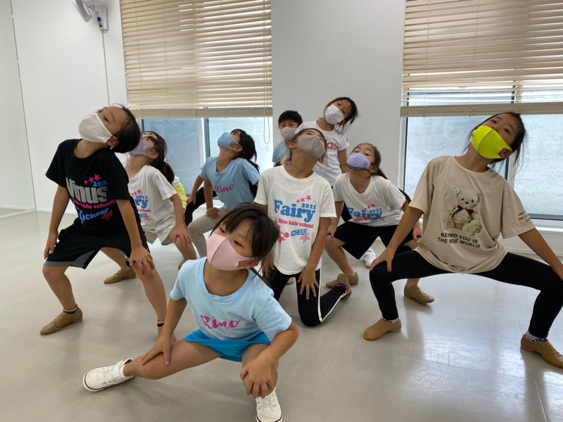かっこいいポーズができるかどうか 土曜2年生クラス 北名古屋市チアダンス Rinoキッズスクールblog