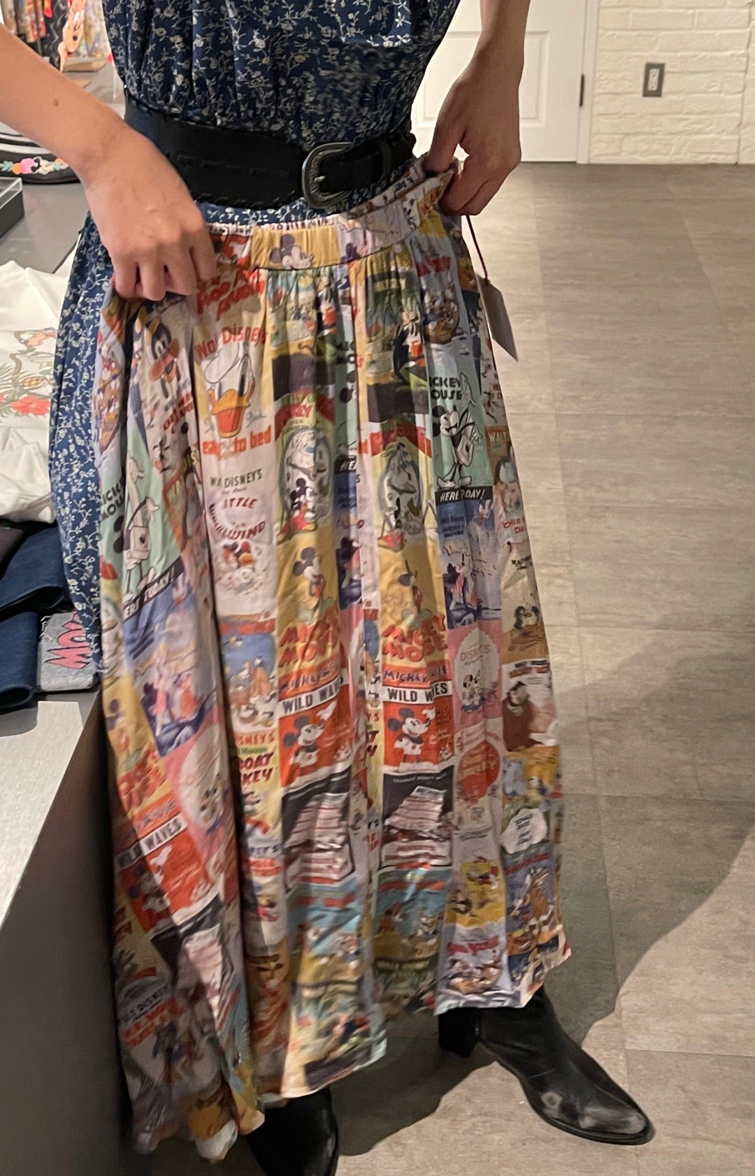 moussy Disneyデザインのスカート-