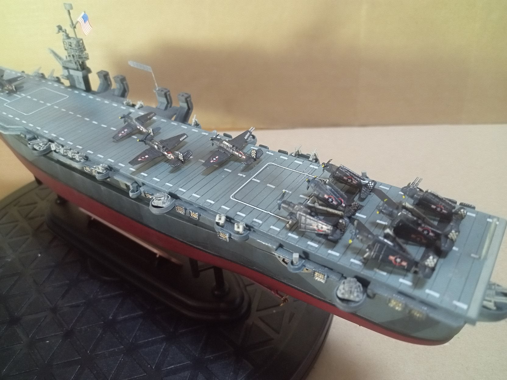 空母インディペンデンス(1/700・ドラゴン)を作る日記5 | 舟 空母インディペンデンス(1/700・ドラゴン)を作る日記5 | 舟
