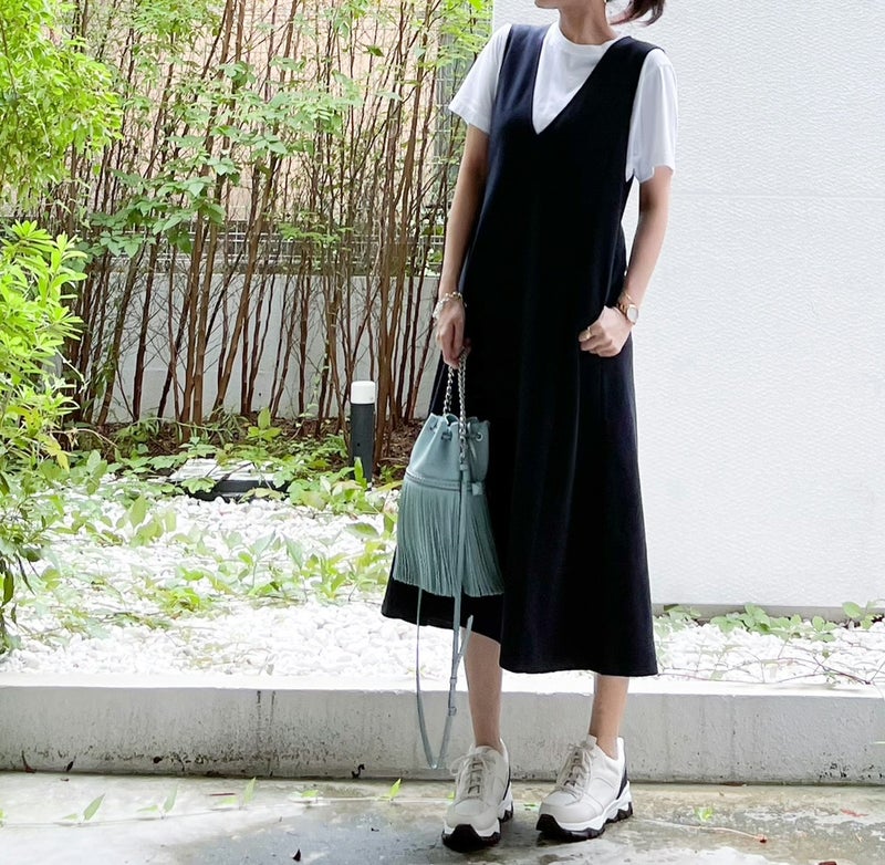 399円 【SALE／76%OFF】 かわいい ネイビーのジャンパースカート
