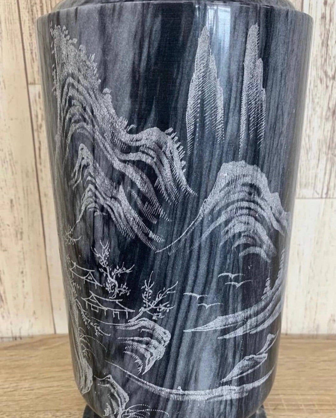 大理石 山水画 壺 をお買い取り致しました!買取専門 高価買取 大理石 山水画 壺 をお買い取り致しました!買取専門 高価買取