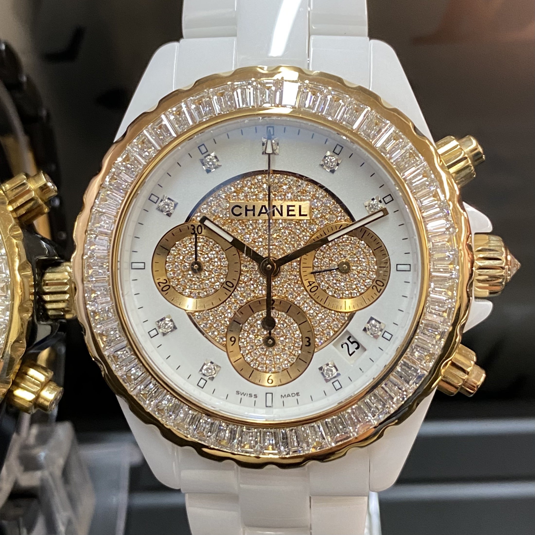 CHANEL J12 41mm 【世界限定100本】 Ceramic & Diamonds | 高級腕時計 