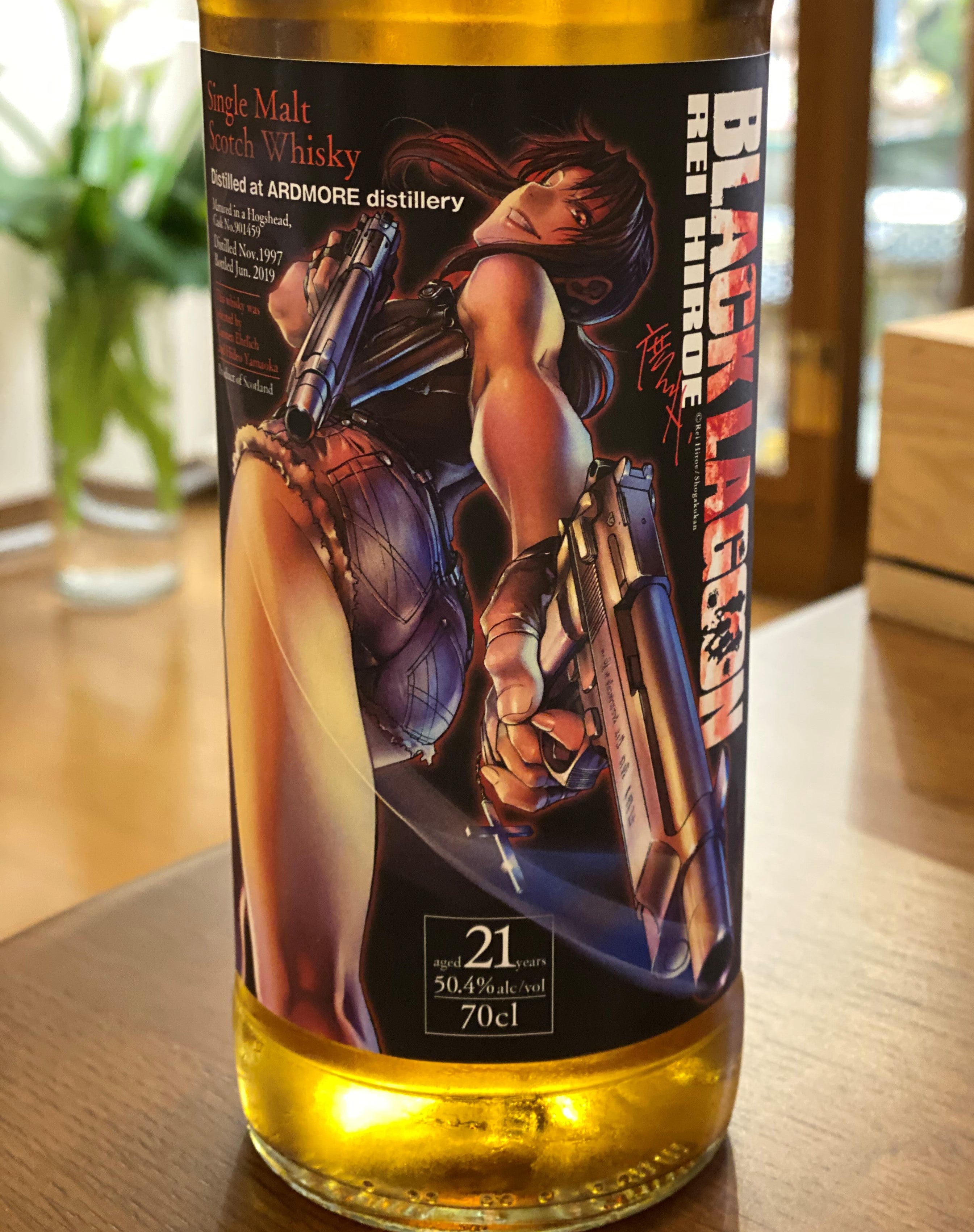 BLACK LAGOONラベル シングルモルトウイスキーアードモア・レダイグ