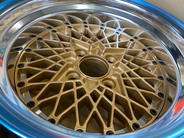 タイヤ、ホイール SSR フォーミュラメッシュ 段リム 10.5J Bタイプ